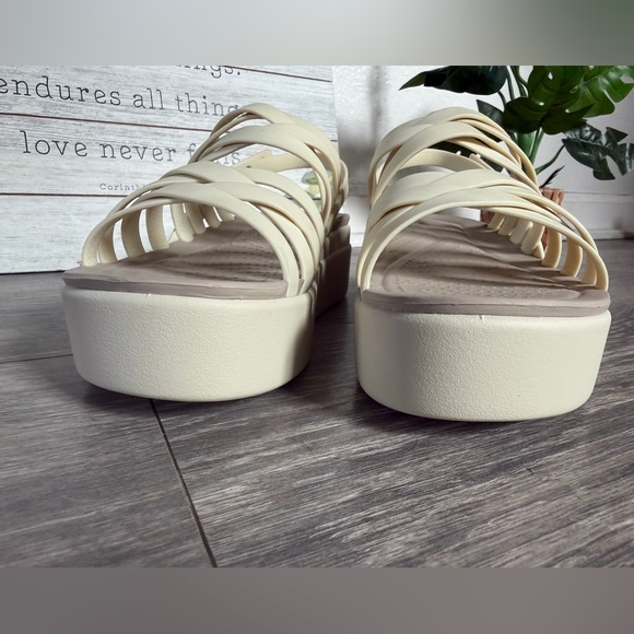 CROCS Lite Ride Brooklyn Foam Platform Wedge Strappy Sandal in Bone. Size 7 NWOT - Picture 6 of 11